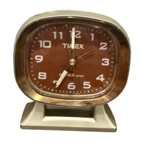 Vintage‎ MCM Timex Quartz Bedside Alarm Clock Indiglo NightLight Model 3616T